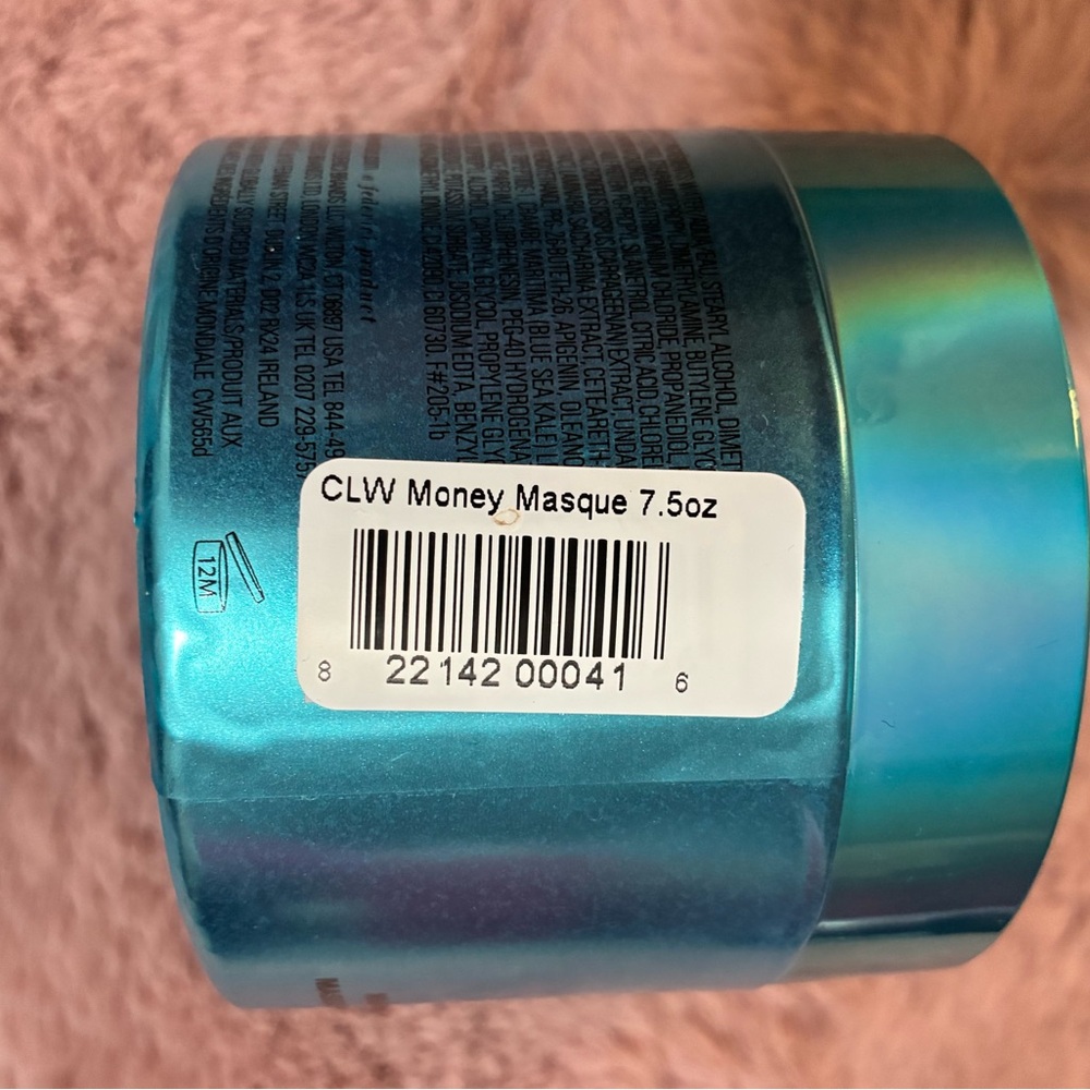 Color Wow Money Masque
Deep Hydrating Hair Treatment - Picture 3 of 10